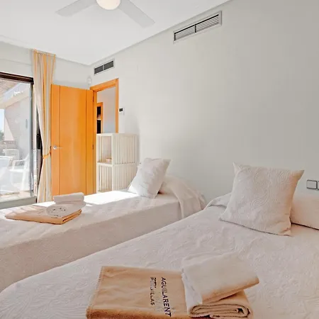 Albatros By Aguilarent Apartament